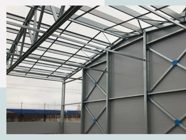 Каркасные ангары от СтальСтрой-Мрс по цене от 620 руб.