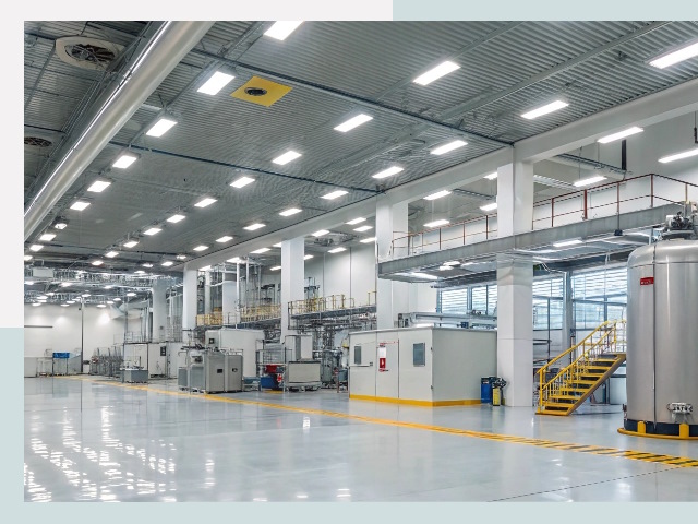 Освещение ангаров в Амурске от 620 руб. - Эффективные решения