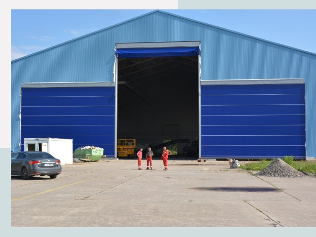 Ангарные ворота в Амурск от СтальСтрой-Мрс по цене 620 руб.