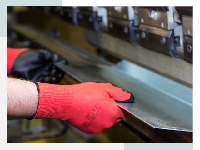 Гибка металла в Амурск от 620 руб. - Надёжно и быстро